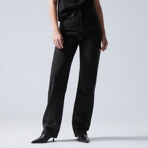 WEEKDAY Rowe Extra High Waist Regular Fit Straight Leg Jeans In Echo Black